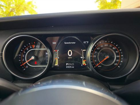 Used 2021 Jeep Wrangler Unlimited Sahara AWD/4WD image 14