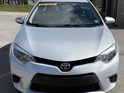 Used 2015 Toyota Corolla L image 2