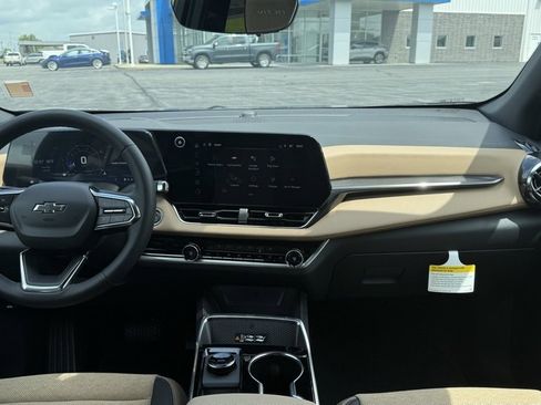 New 2026 Chevrolet Equinox ACTIV w/ Safety and Technology Package image 30