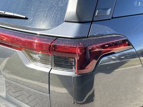 New 2026 Subaru Outback Limited XT AWD/4WD image 9