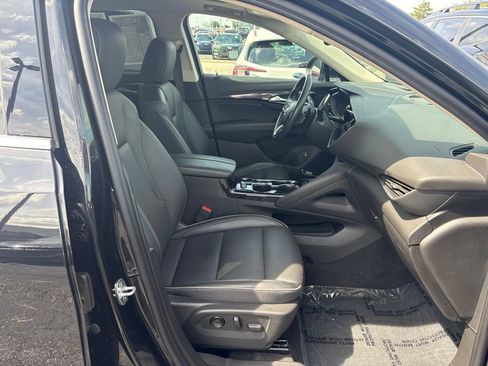 Used 2021 Buick Envision Essence w/ Technology Package I FWD image 10