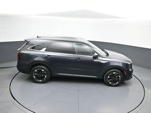 Used 2025 Kia Sorento S FWD image 36