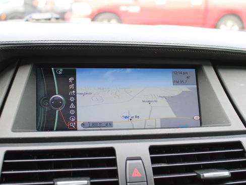 Used 2012 BMW X5 M image 25