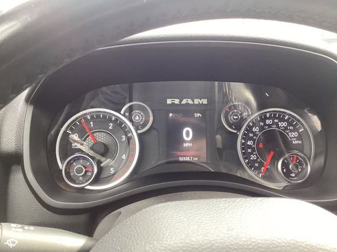Used 2024 RAM 2500 Big Horn AWD/4WD image 21