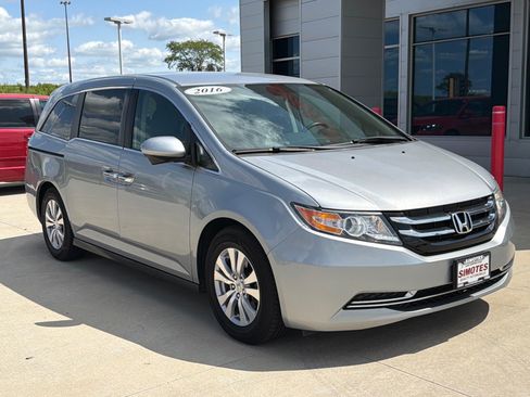 Used 2016 Honda Odyssey EX image 2