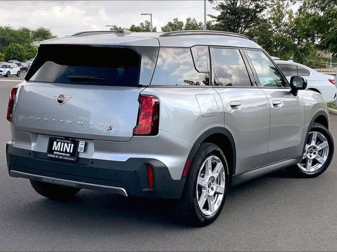 Certified 2025 MINI Cooper Countryman S w/ Comfort Package Max image 14