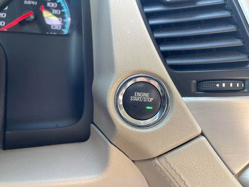 Used 2018 GMC Yukon Denali w/ Open Road Package image 24