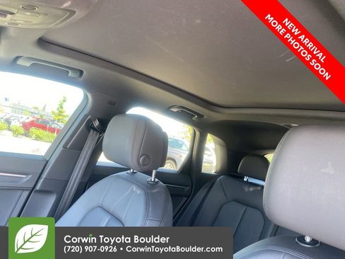 Used 2019 Audi Q3 2.0T Premium Plus w/ Premium Plus Package AWD/4WD image 9