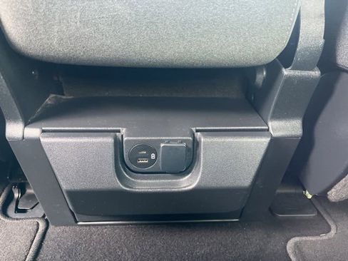 Certified 2023 Ford F150 XLT w/ Trailer Tow Package image 15