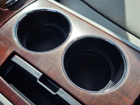 Used 2010 Toyota Venza Limited image 9