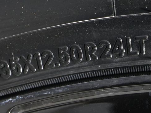 Used 2026 GMC Yukon AT4 Ultimate image 61