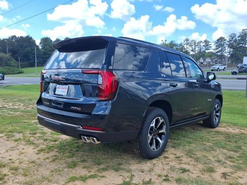 New 2026 GMC Yukon AT4 Ultimate AWD/4WD image 7