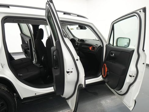 Used 2021 Jeep Renegade Sport AWD/4WD image 26