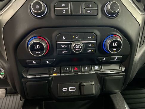 Used 2020 Chevrolet Silverado 1500 RST w/ All-Star Edition image 16