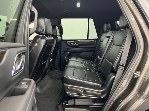 Used 2021 GMC Yukon SLE image 12