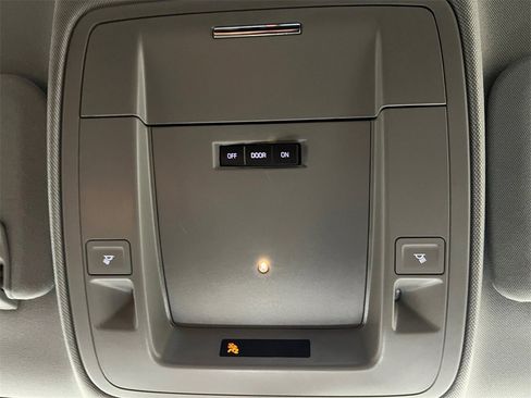 Used 2017 Chevrolet Silverado 1500 LT image 35