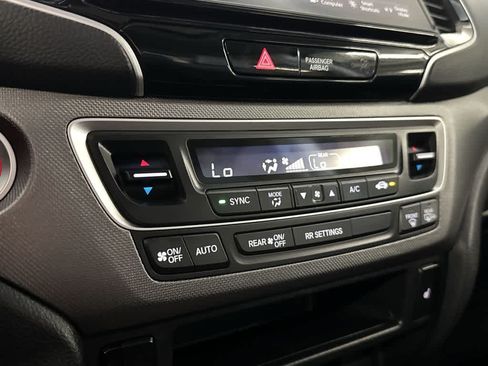 Used 2024 Honda Ridgeline RTL image 19
