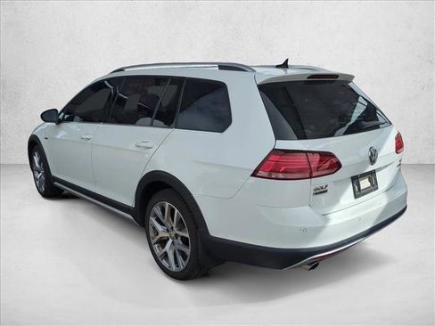 Used 2018 Volkswagen Golf Alltrack SEL image 7