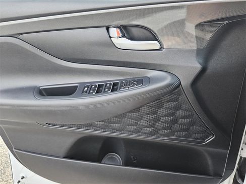 Used 2023 Hyundai Santa Fe SEL image 28