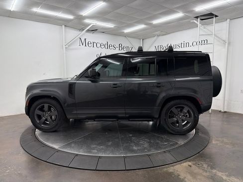 Used 2025 Land Rover Defender 110 S AWD/4WD image 4