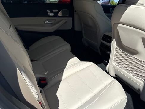 New 2026 Mercedes-Benz GLS 450 4MATIC image 25
