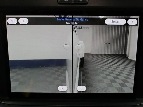 Used 2025 Ford F450 Platinum w/ FX4 Off-Road Package image 21