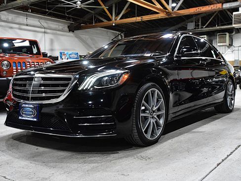 Used 2018 Mercedes-Benz S 560 4MATIC Sedan image 5
