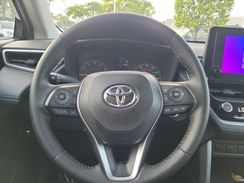 Used 2023 Toyota Corolla Cross LE FWD image 15