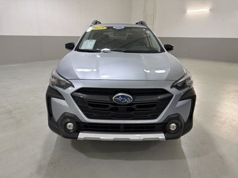 Used 2023 Subaru Outback Limited image 2