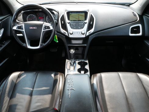 Used 2017 GMC Terrain SLT w/ Open Road Package AWD/4WD image 10
