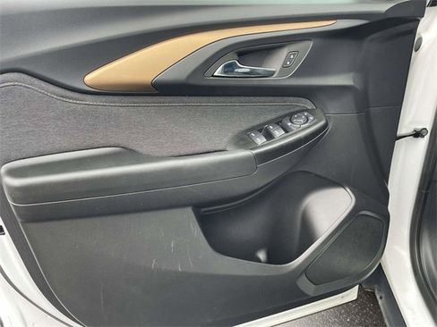 Used 2023 Chevrolet TrailBlazer ACTIV image 12