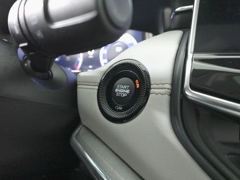 Used 2022 Jeep Compass Limited w/ Elite Group image 22