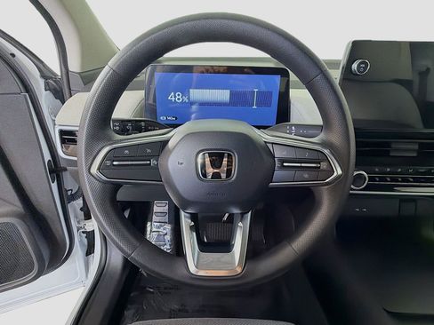 Used 2025 Honda Prologue EX image 10