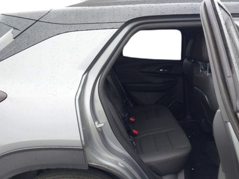 Used 2026 Chevrolet TrailBlazer RS FWD image 11