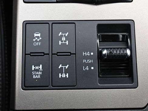 Certified 2025 Toyota Land Cruiser w/ Premium Package image 31