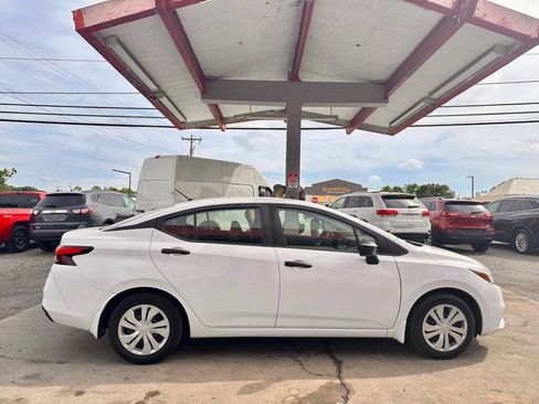 Used 2021 Nissan Versa S FWD image 5