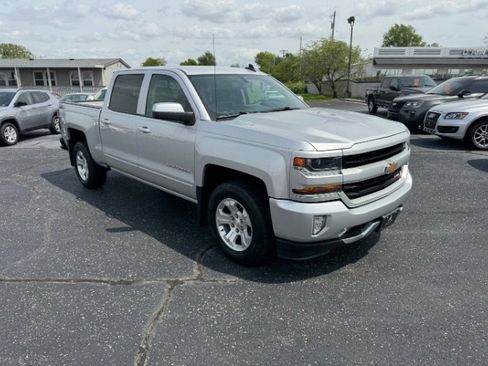 Used 2018 Chevrolet Silverado 1500 LT w/ All Star Edition AWD/4WD image 8