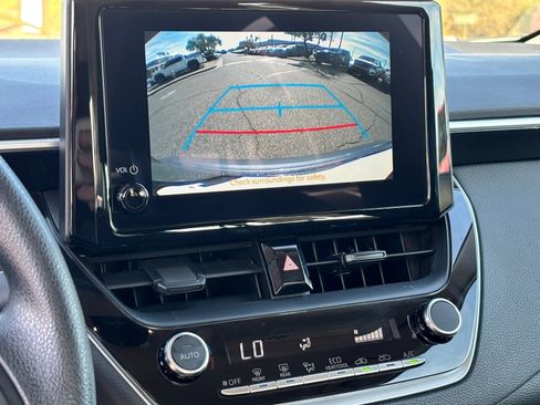 Used 2025 Toyota Corolla LE image 23