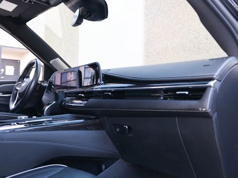 Used 2021 Cadillac Escalade ESV Sport w/ Driver Assist Tech Package RWD image 34