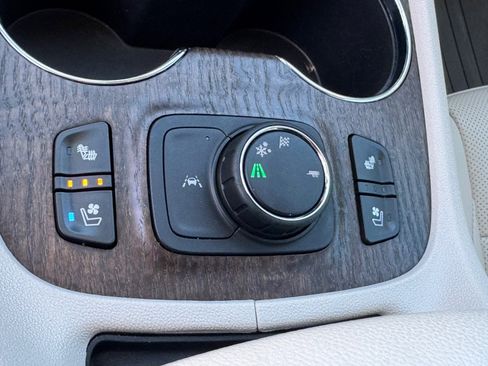 Used 2023 GMC Acadia Denali w/ Denali Ultimate Package image 30