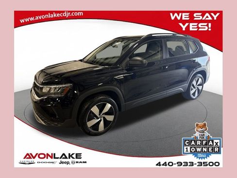 Used 2024 Volkswagen Taos S image 1