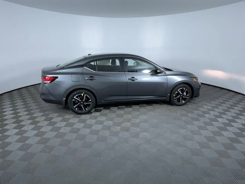 New 2025 Nissan Sentra SV image 9