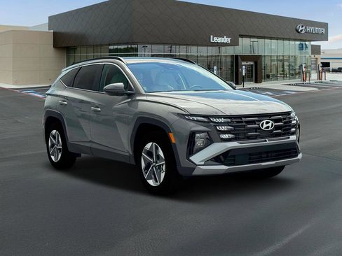 Used 2025 Hyundai Tucson SEL image 11