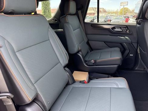 New 2026 GMC Yukon AT4 w/ AT4 Premium Plus Package image 19