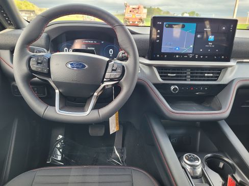 New 2026 Ford Explorer ST-Line AWD/4WD image 15