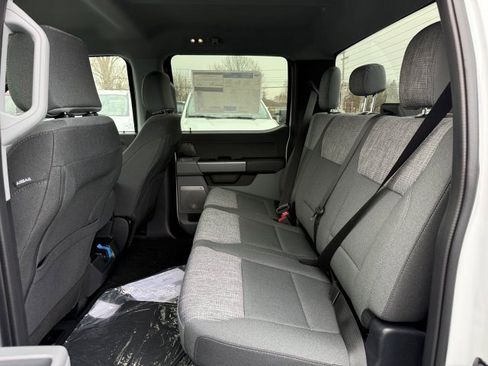 New 2026 Ford F350 XLT w/ XLT Premium Package AWD/4WD image 17