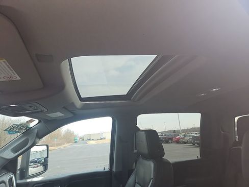 Used 2020 GMC Sierra 2500 Denali w/ Denali Ultimate Package image 23