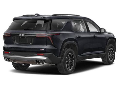 Used 2026 Chevrolet Traverse Z71 w/ Driver Confidence Package AWD/4WD image 2