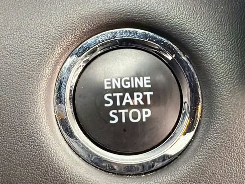 Used 2023 Toyota Highlander XSE image 40