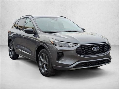 Used 2024 Ford Escape ST-Line image 3